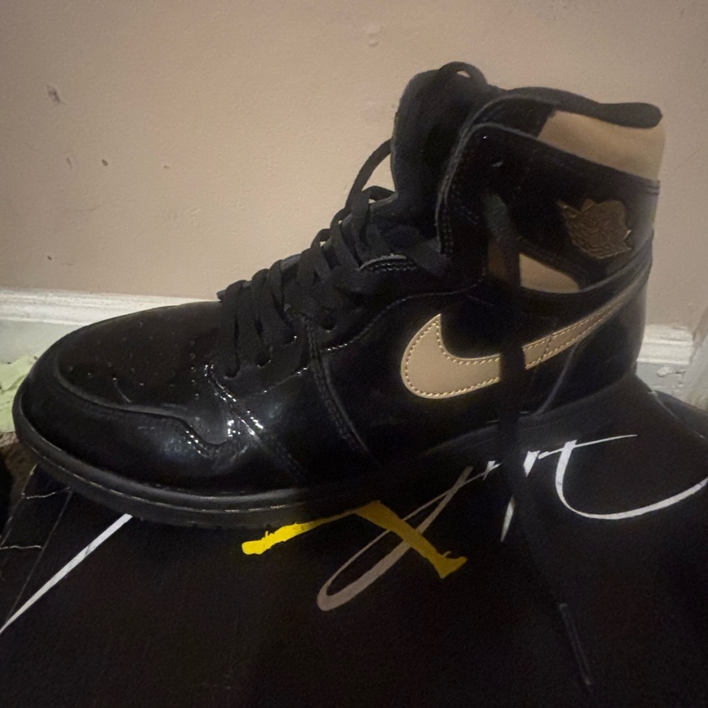 Nike Black and Gold Sneakers - Picture 2 of 6